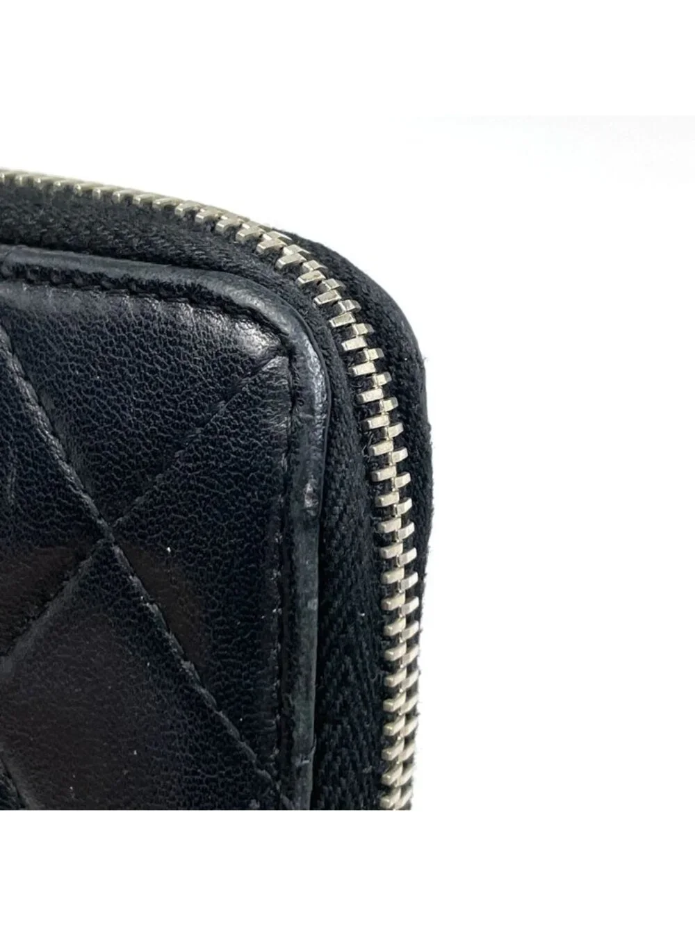 Chanel CC Logo L-Shaped Zipper Wallet Quilted Leather Black